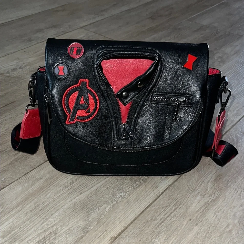 Loungefly avengers black widow crossbody bag - Picture 1 of 4